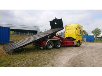Roll-off container