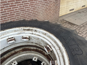 Goodyear 18.4 R38 on lease Goodyear 18.4 R38: picture 4 Goodyear 18.4 R38 on lease Goodyear 18.4 R38: picture 4
