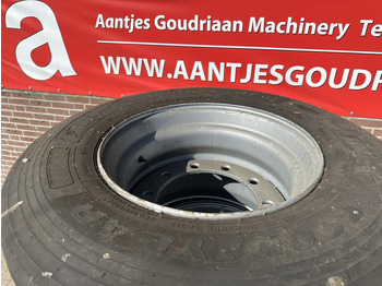 New Tire for Truck Onbekend: picture 3