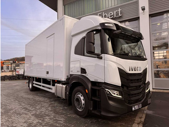 Box truck IVECO S-WAY