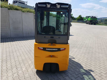 Electric forklift Jungheinrich EFG 215 / Triplex: 4.25m! / SS / 4.166h / 2024: picture 5