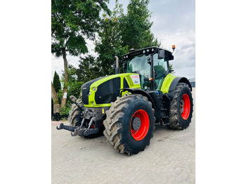 Farm tractor CLAAS Axion 940