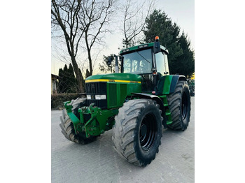 Farm tractor JOHN DEERE 7810