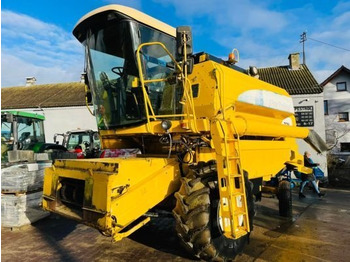 New Combine harvester New Holland TC 54: picture 2