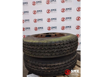 Tire PIRELLI