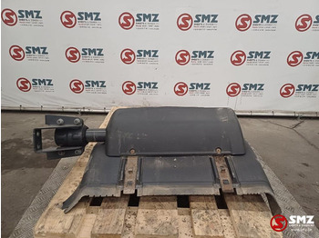 Body and exterior for Truck Scania Occ spatbord + spatbordbeugel linksachteraan Scani: picture 2