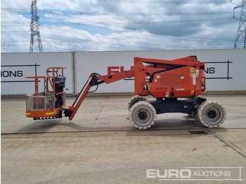 Aerial platform 2015 JLG 340AJ: picture 2