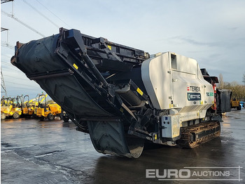 Industrial waste shredder TEREX