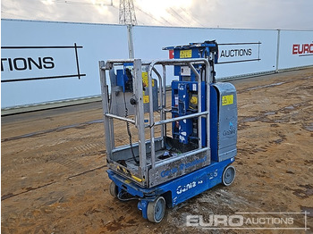 Vertical mast lift GENIE