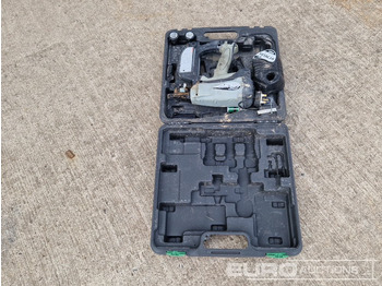 Construction equipment Hitachi NT65GS 3.6 Volt Cordless Nailer, 3 Batterys, Charger: picture 4
