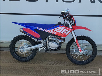 Motorcycle Unused 2025 Apollo Thunder 250cc Motorcross Bike, 21" Front, 18" Rear Tyres, Electric Start, Air Cooled, Hydraulic Suspension, Disc Brakes, Lighting Kit (UNASSEMBLED): picture 5 Motorcycle Unused 2025 Apollo Thunder 250cc Motorcross Bike, 21" Front, 18" Rear Tyres, Electric Start, Air Cooled, Hydraulic Suspension, Disc Brakes, Lighting Kit (UNASSEMBLED): picture 5