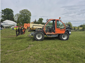 Telescopic wheel loader JLG