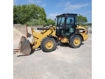 Wheel loader CATERPILLAR 906H