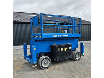 Scissor lift GENIE
