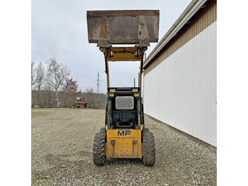 Skid steer loader Massey Ferguson MF506: picture 4