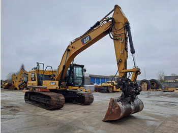 Crawler excavator CATERPILLAR 323