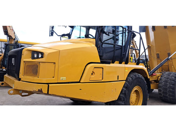 Articulated dumper CAT 730: picture 4