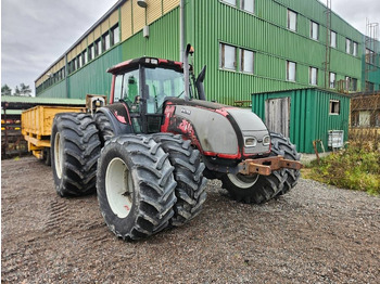 Farm tractor Valtra T 170: picture 2
