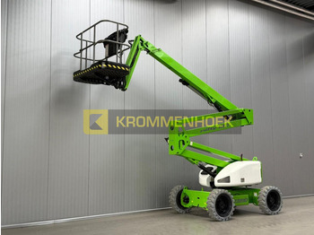 Articulated boom NIFTYLIFT