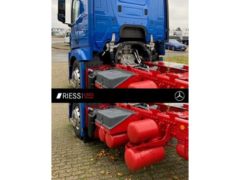Dropside/ Flatbed truck MERCEDES-BENZ Actros 2551