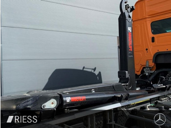 Mercedes-Benz 2551 L Abrollkipper mit HAD, gelenkter liftbarer on lease Mercedes-Benz 2551 L Abrollkipper mit HAD, gelenkter liftbarer: picture 5