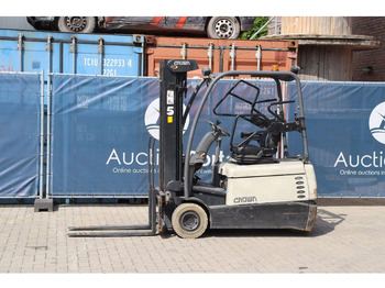 Electric forklift CROWN