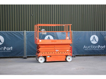 Scissor lift SKYJACK