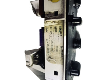 Dashboard Renault MAGNUM: picture 2 Dashboard Renault MAGNUM: picture 2