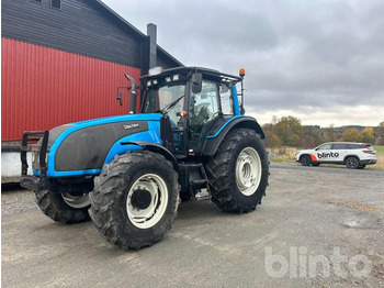 Farm tractor VALTRA T-series