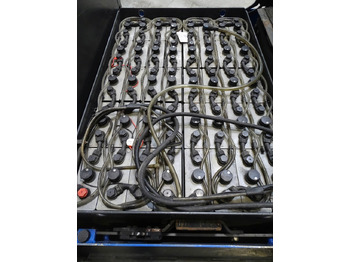 Tow tractor Linde P250: picture 4