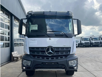 New Tank truck Mercedes-Benz Arocs 3340 6x4 Water Tank Truck: picture 5