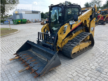 Skid steer loader CATERPILLAR