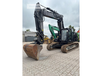 Crawler excavator CATERPILLAR 323