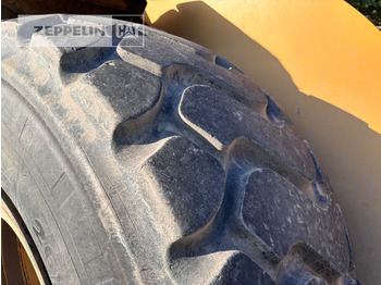 Wheel loader Cat 972M: picture 5