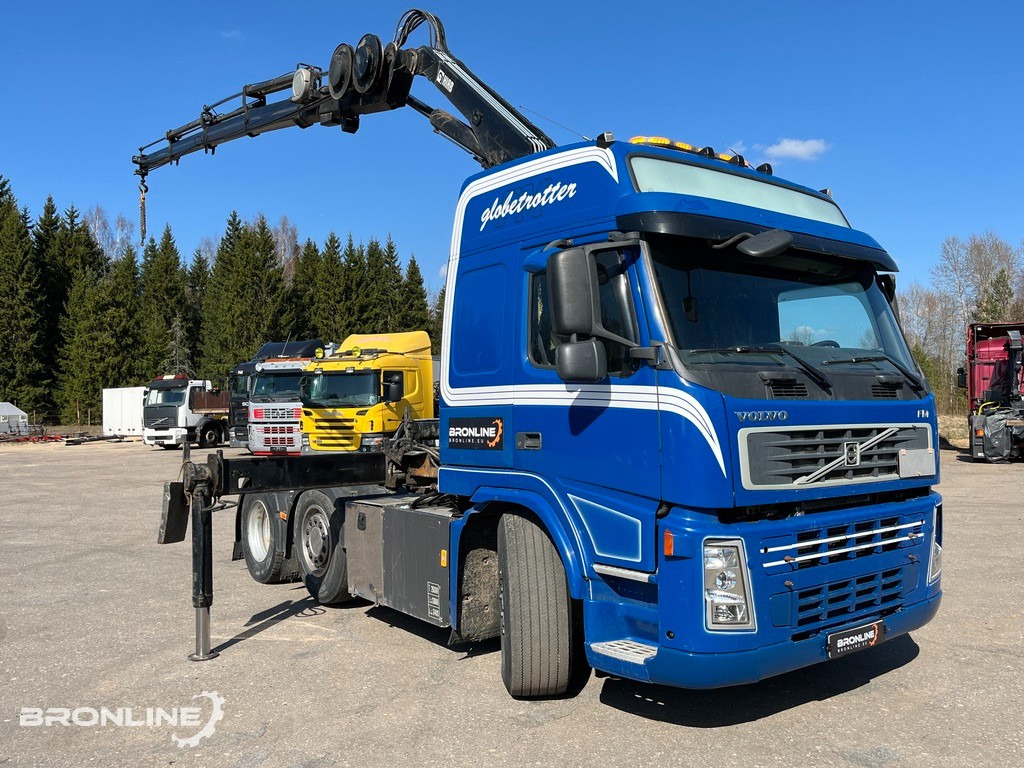 2008 VOLVO FM440 6x2+HIAB Crane+Platform trailer - Tractor unit: picture 2 2008 VOLVO FM440 6x2+HIAB Crane+Platform trailer - Tractor unit: picture 2