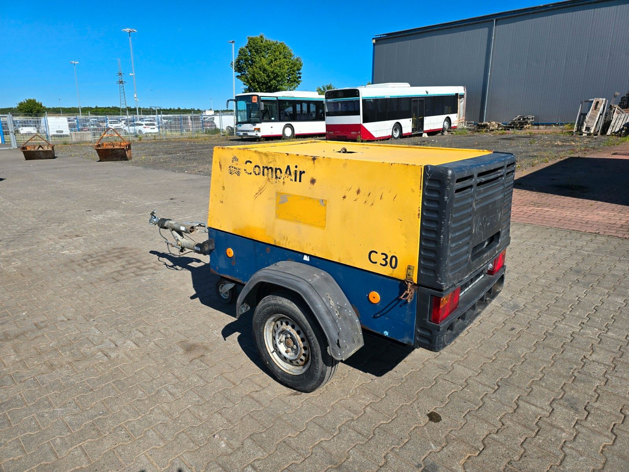 Compair DLT 0404 C30 Baustellen Kompressor - Trailer: picture 1 Compair DLT 0404 C30 Baustellen Kompressor - Trailer: picture 1