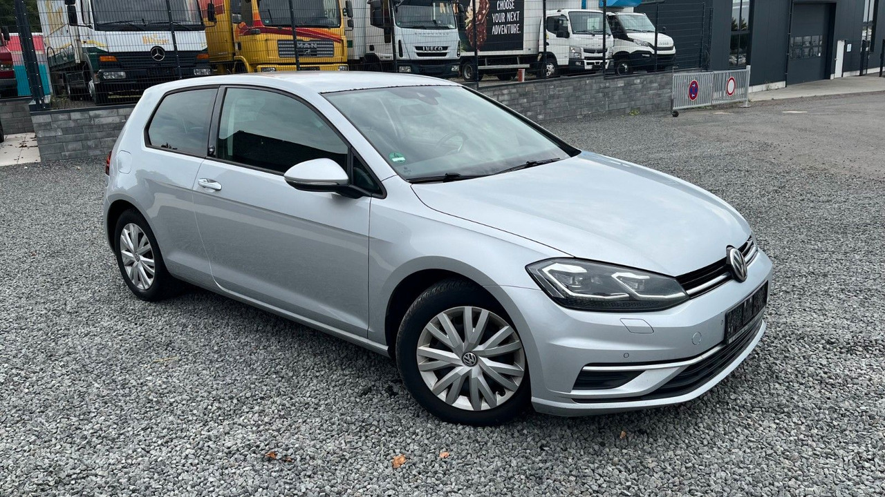 Volkswagen Golf VII Lim. Sound Start-Stopp - Car: picture 3 Volkswagen Golf VII Lim. Sound Start-Stopp - Car: picture 3