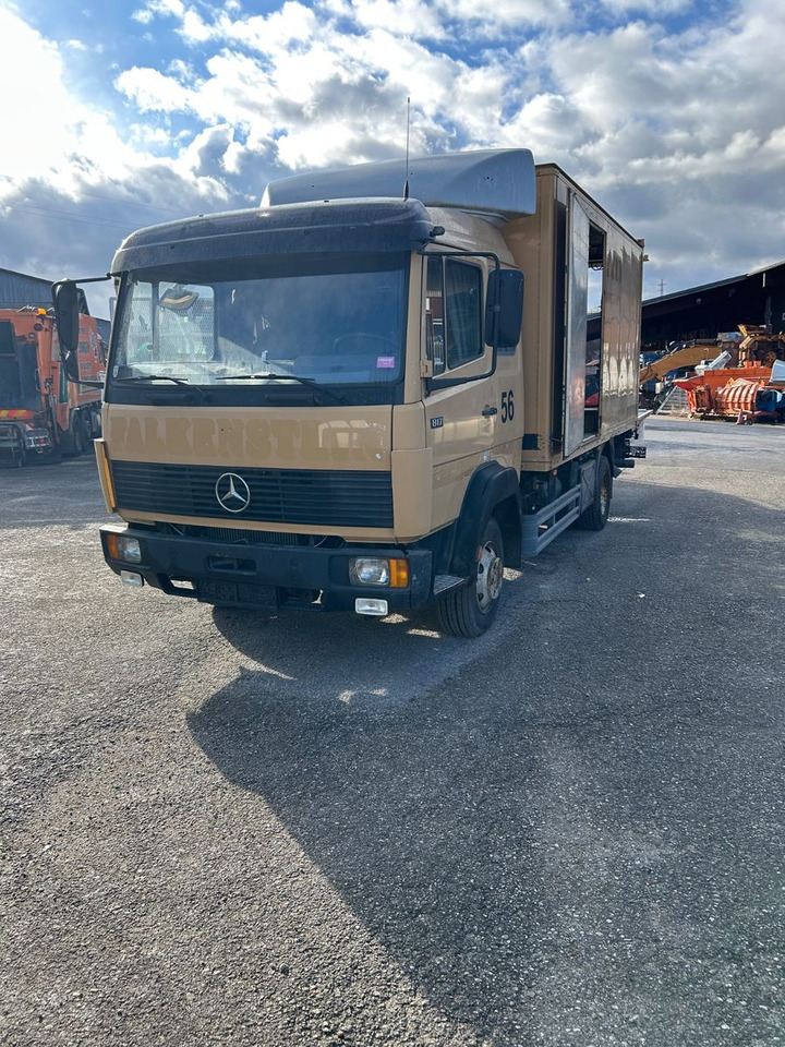 Mercedes-Benz MB 817 4x2 Dieselaggregat 6 Zylinder - Box truck: picture 1 Mercedes-Benz MB 817 4x2 Dieselaggregat 6 Zylinder - Box truck: picture 1