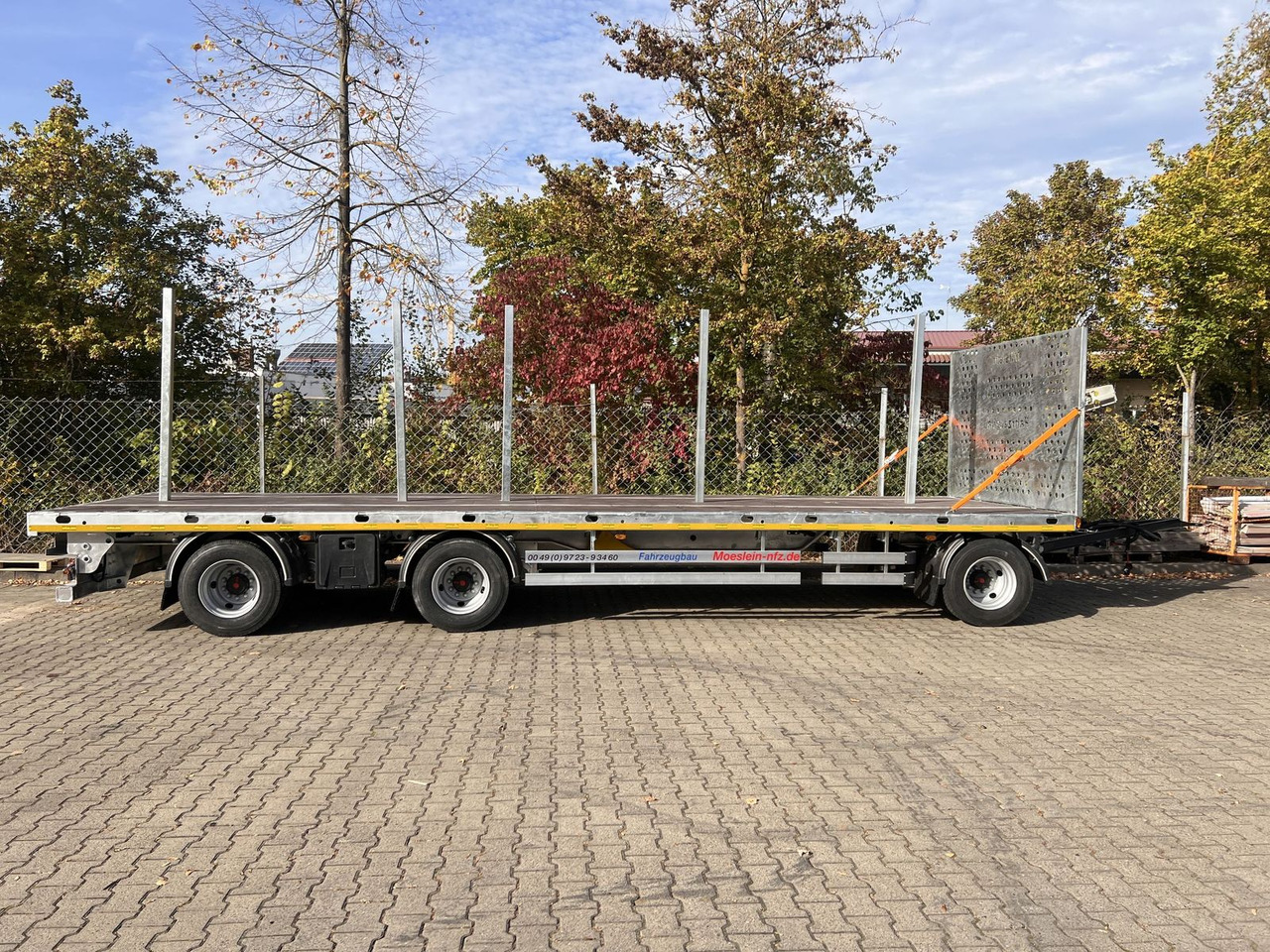Möslein 3 Achs Jumbo- Plato- Anhänger, 10,5 m Ladefläch - Dropside/ Flatbed trailer: picture 2 Möslein 3 Achs Jumbo- Plato- Anhänger, 10,5 m Ladefläch - Dropside/ Flatbed trailer: picture 2