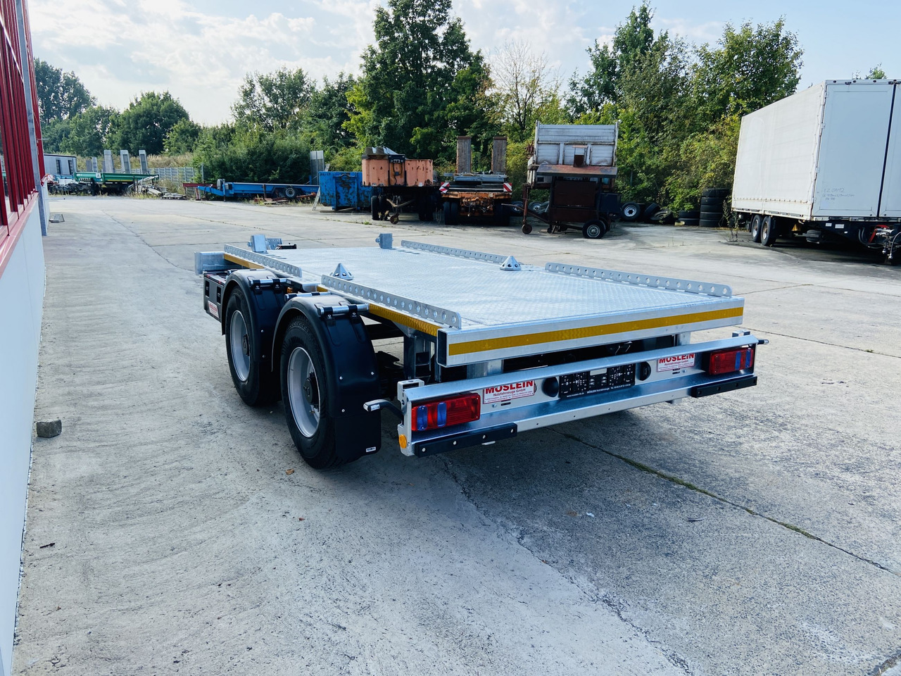 Möslein TMH 2 14 t Tandem- Absetzmuldenanhänger,geschlossenen BodenNeufahrzeug - Tipper trailer: picture 4 Möslein TMH 2 14 t Tandem- Absetzmuldenanhänger,geschlossenen BodenNeufahrzeug - Tipper trailer: picture 4