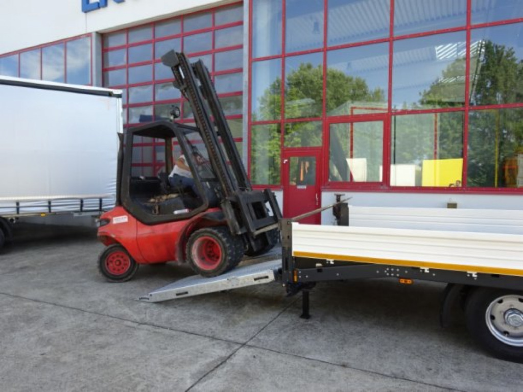 Möslein TTT 11-6,2 BR Weiß  Tandemtieflader mit breiten RampenNeufahrzeug - Low loader trailer: picture 4 Möslein TTT 11-6,2 BR Weiß  Tandemtieflader mit breiten RampenNeufahrzeug - Low loader trailer: picture 4