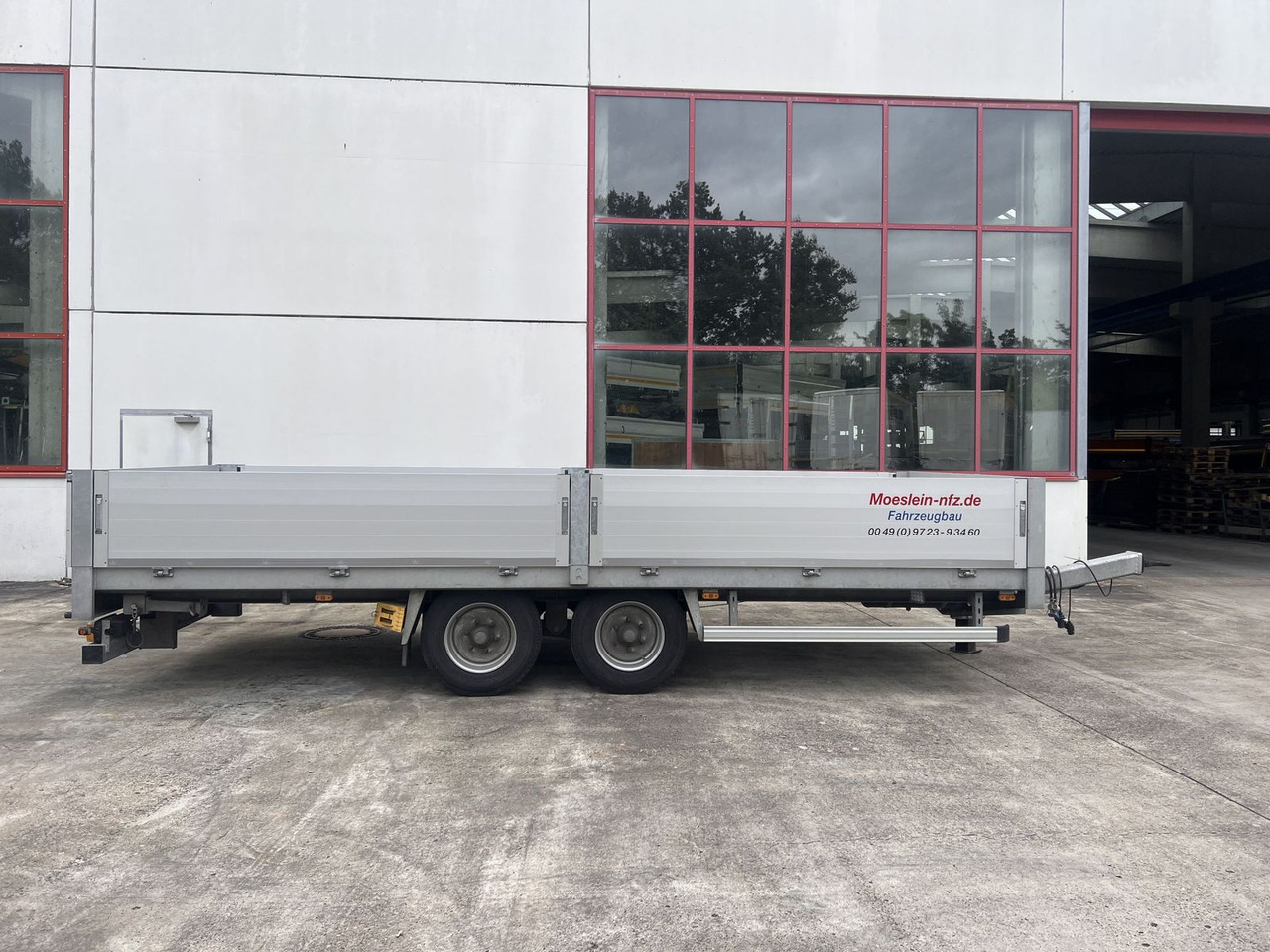Möslein Tandem- Pritschenanhänger, neuwertig - Dropside/ Flatbed trailer: picture 1 Möslein Tandem- Pritschenanhänger, neuwertig - Dropside/ Flatbed trailer: picture 1