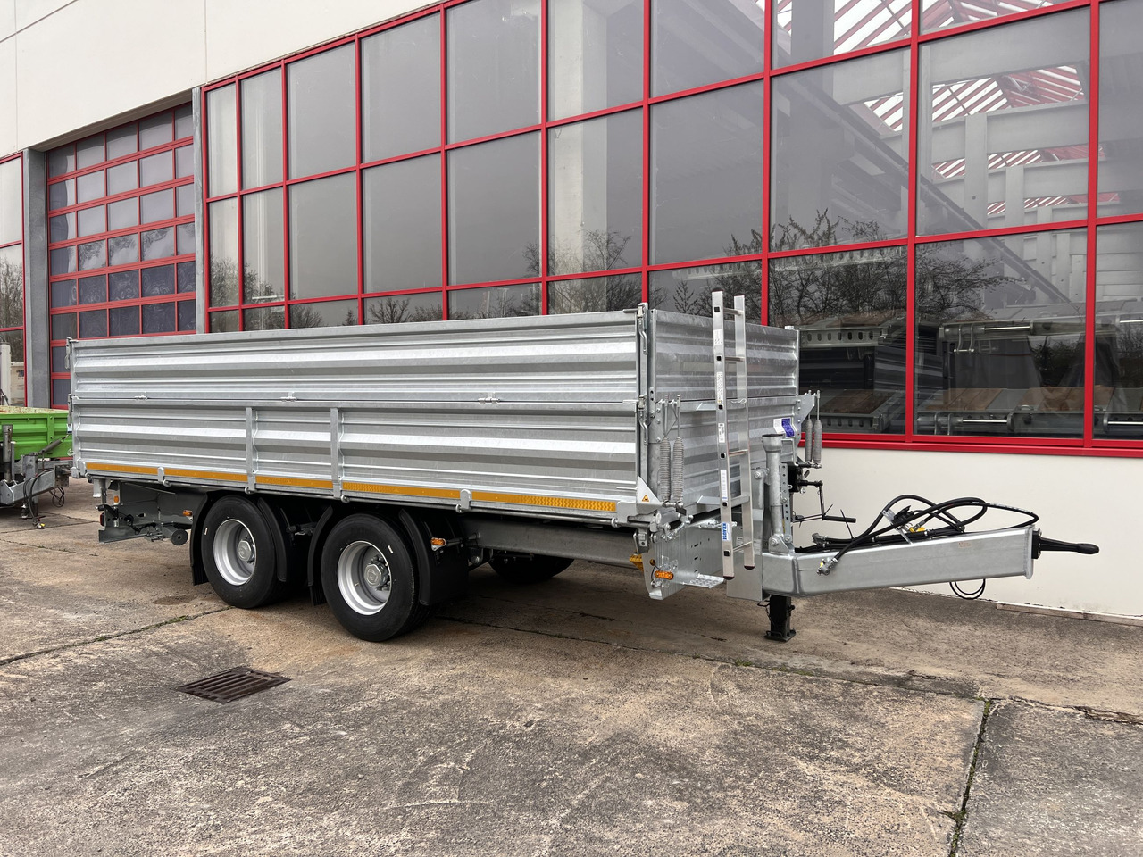 Möslein TTD 19 AB  19 t Tandem 3 Seiten Kipper TiefladerAufsatzbordwänden-- Neufahrzeug -- - Other machinery: picture 4 Möslein TTD 19 AB  19 t Tandem 3 Seiten Kipper TiefladerAufsatzbordwänden-- Neufahrzeug -- - Other machinery: picture 4