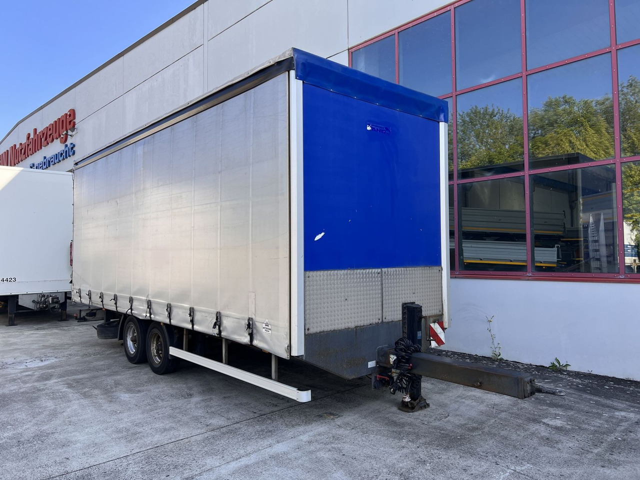 Tandem- Planenanhänger - Curtainsider trailer: picture 4 Tandem- Planenanhänger - Curtainsider trailer: picture 4