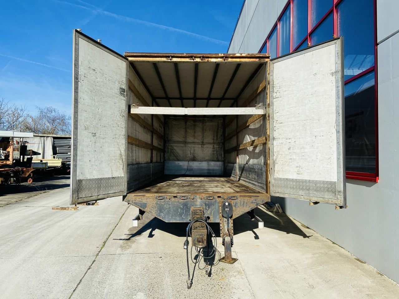 Tandem Planenanhänger - Curtainsider trailer: picture 3 Tandem Planenanhänger - Curtainsider trailer: picture 3