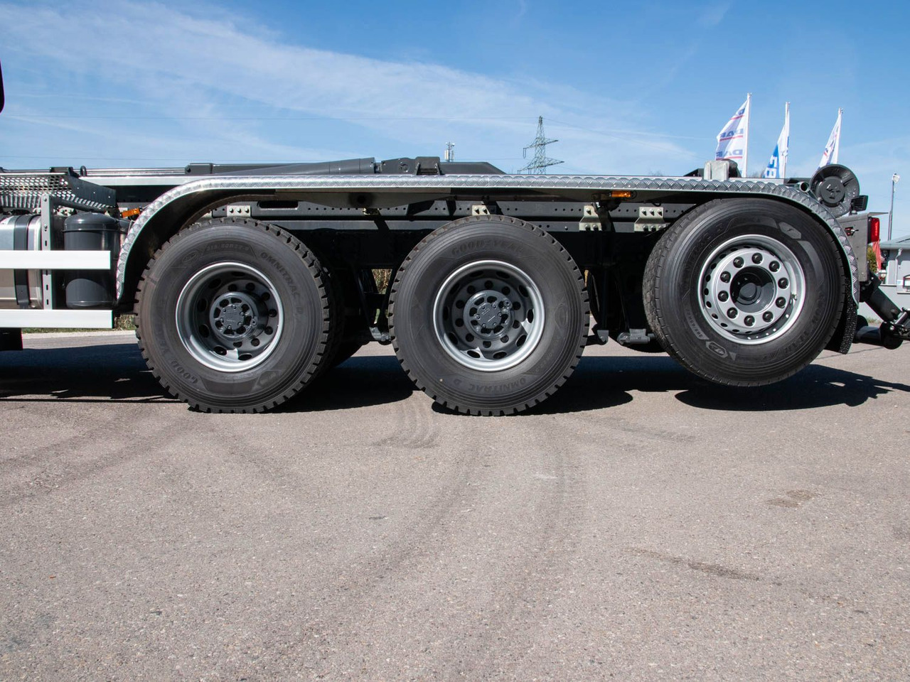 DAF XF 530 FAW mit VDL Abrollkipper DAF XF 530 FAW mit VDL Abrollkipper - Hook lift truck: picture 5 DAF XF 530 FAW mit VDL Abrollkipper DAF XF 530 FAW mit VDL Abrollkipper - Hook lift truck: picture 5