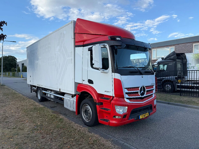 Mercedes-Benz Antos 2027 LL - Box truck: picture 2 Mercedes-Benz Antos 2027 LL - Box truck: picture 2