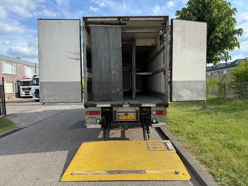 Refrigerator truck Mercedes-Benz Axor 1824 2008 euro 5 chereau + carrier 950 MT: picture 8 Refrigerator truck Mercedes-Benz Axor 1824 2008 euro 5 chereau + carrier 950 MT: picture 8