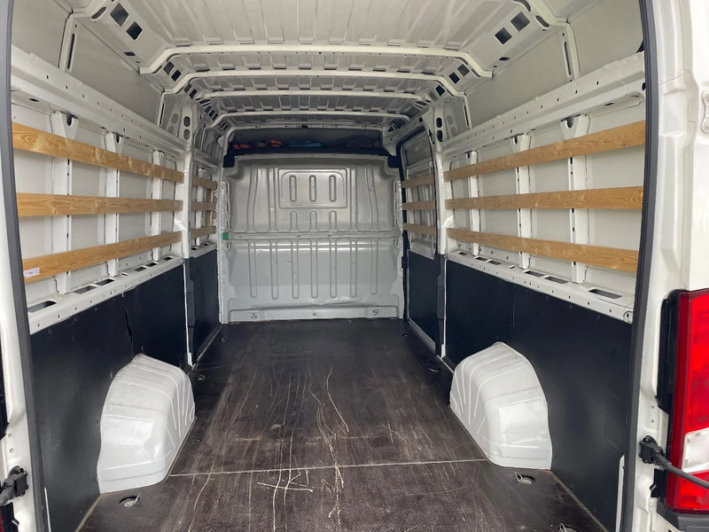 Peugeot Boxer 2.2 hdi 3-2021 L4 H2 airspring !!! - Panel van: picture 5 Peugeot Boxer 2.2 hdi 3-2021 L4 H2 airspring !!! - Panel van: picture 5