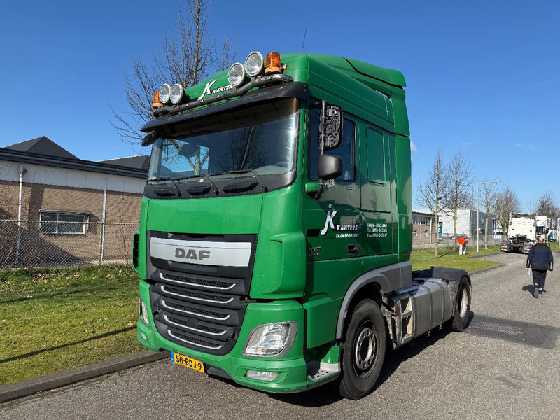 DAF XF 460 2013 spacecab - Tractor unit: picture 1 DAF XF 460 2013 spacecab - Tractor unit: picture 1
